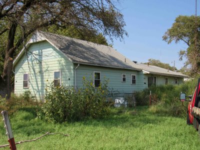 TRACT 5: 1364 Maple St. Wakita, Oklahoma