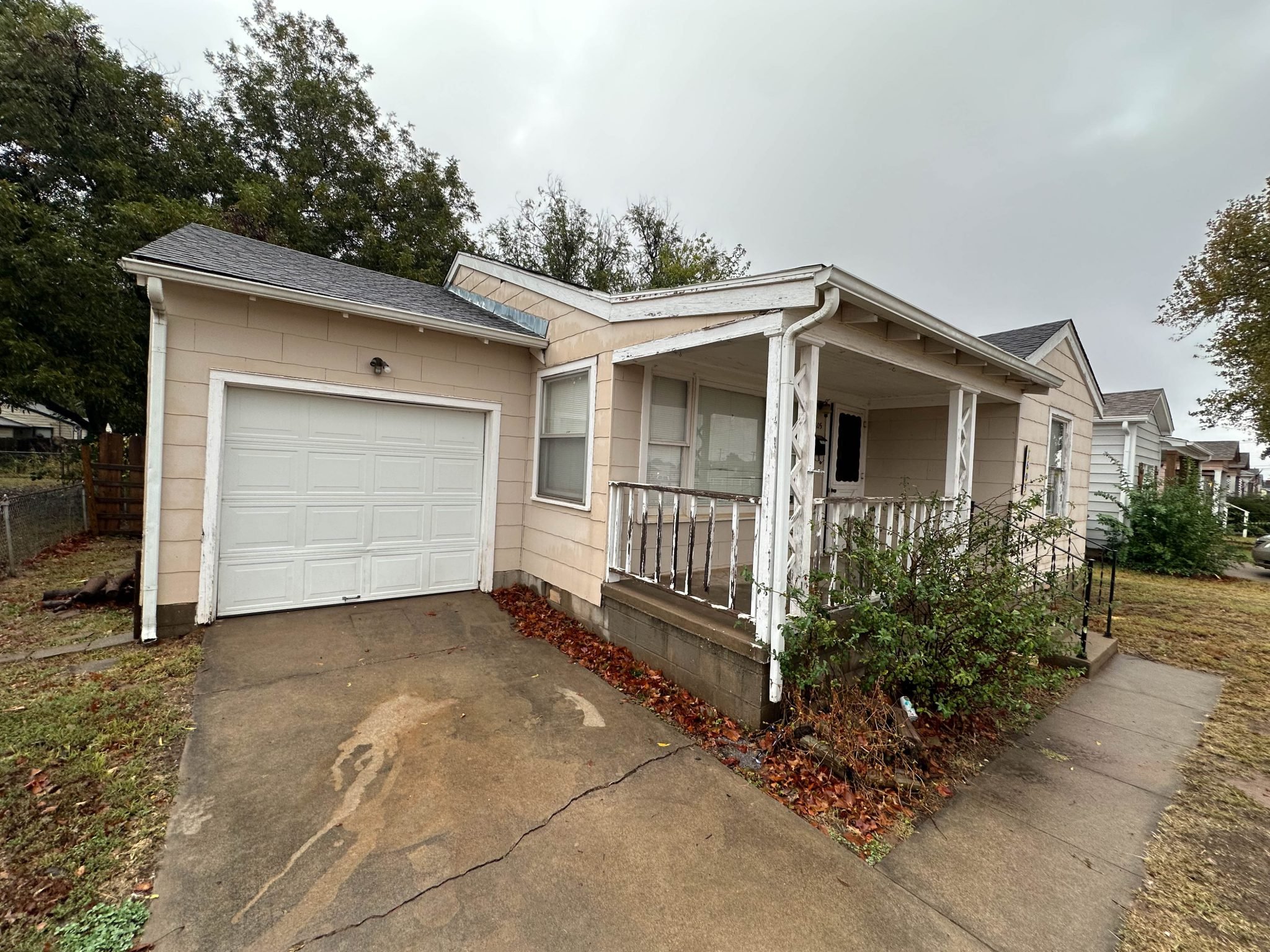 11/24 1605 S JACKSON ST ENID OK * 2 BEDROOM 1 BATHROOM HOME