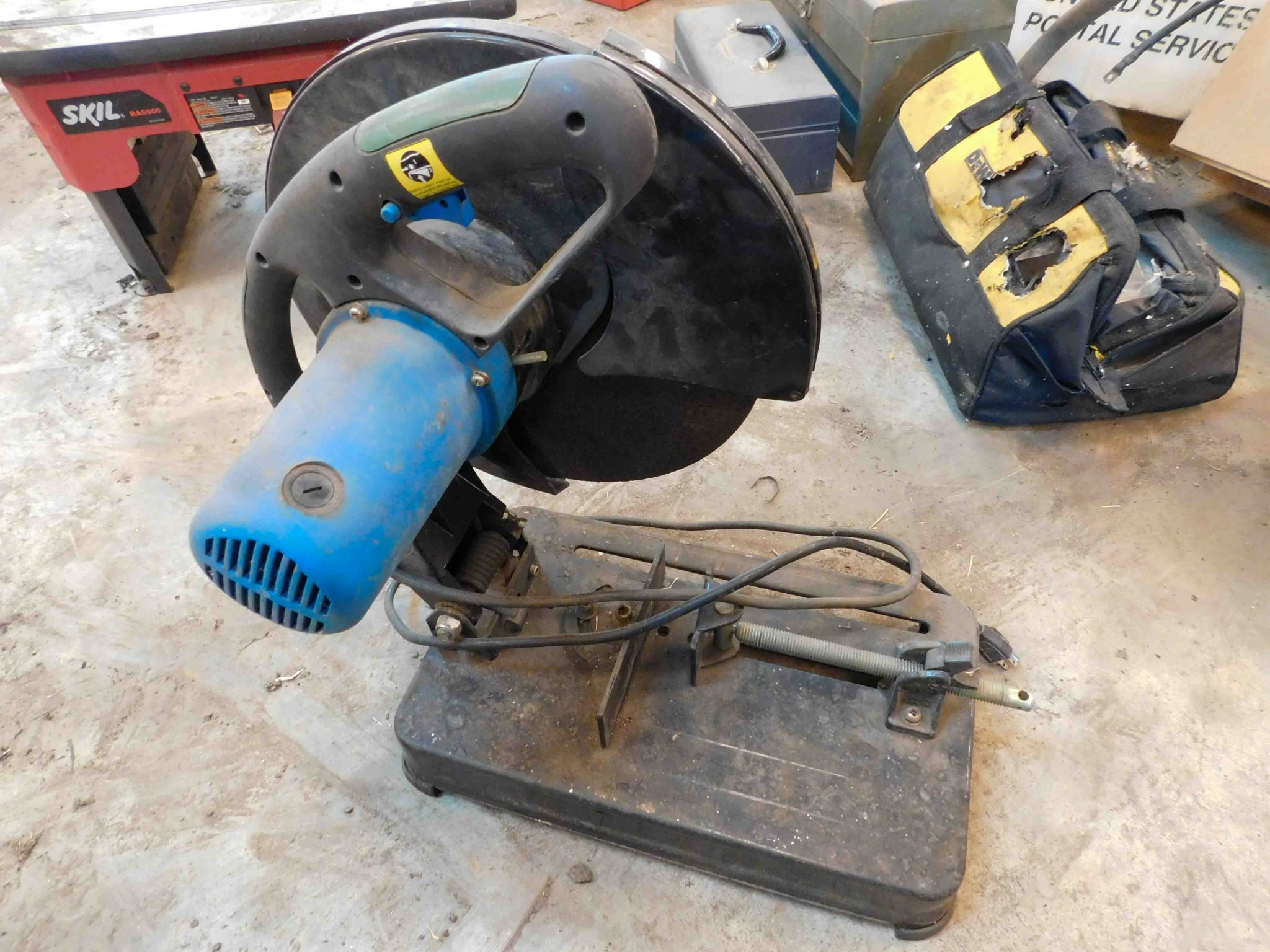 12/18 1957 Chevy – Lift – Tools- Vehicles – Sq Baler – Welders – Compressor