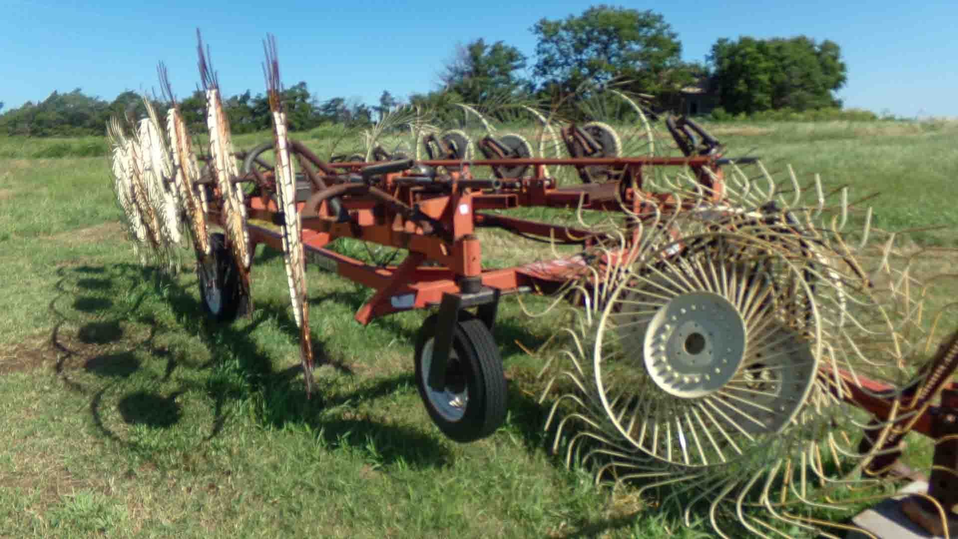 7/6 Trucks – Hay Equip – JD Tractors – Tillage – Combines- Stock Trailers