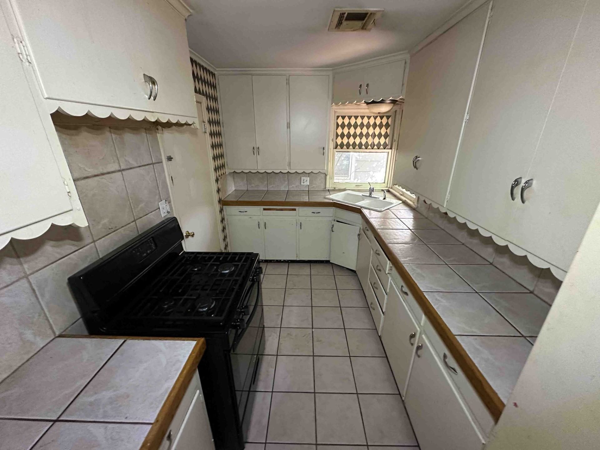 2234 W Maple Ave (Lot 1)-