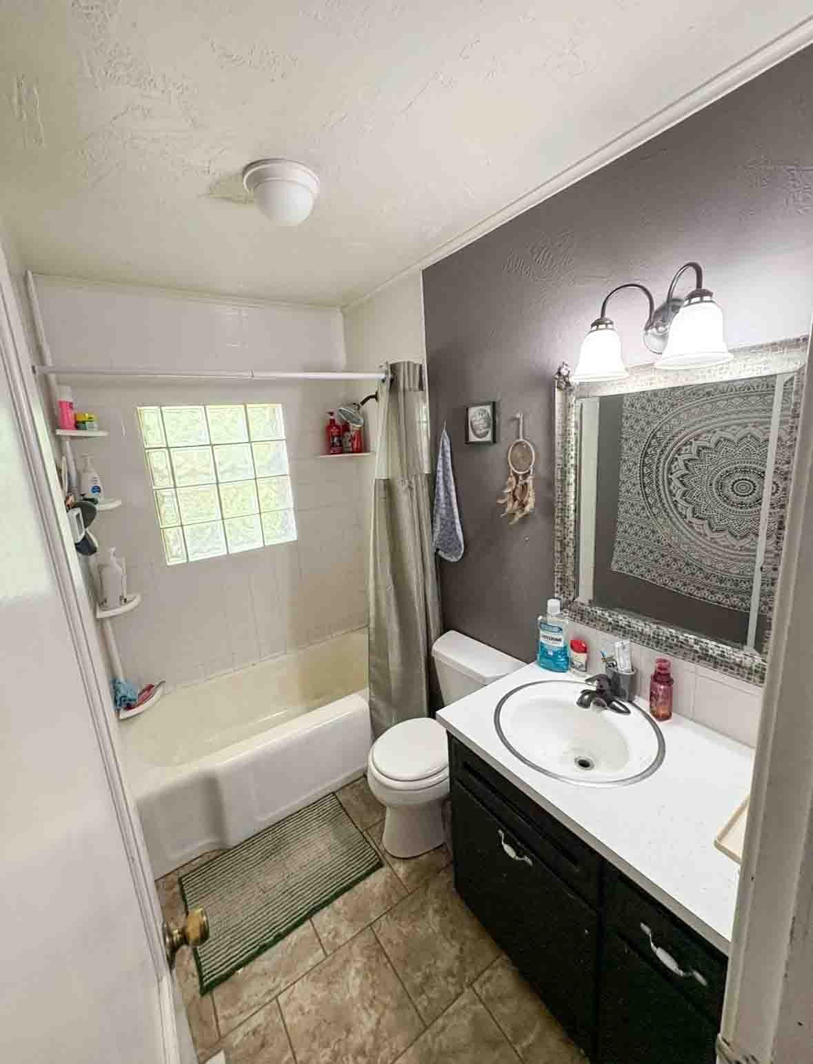 2225 W Maple Ave (Lot 2)