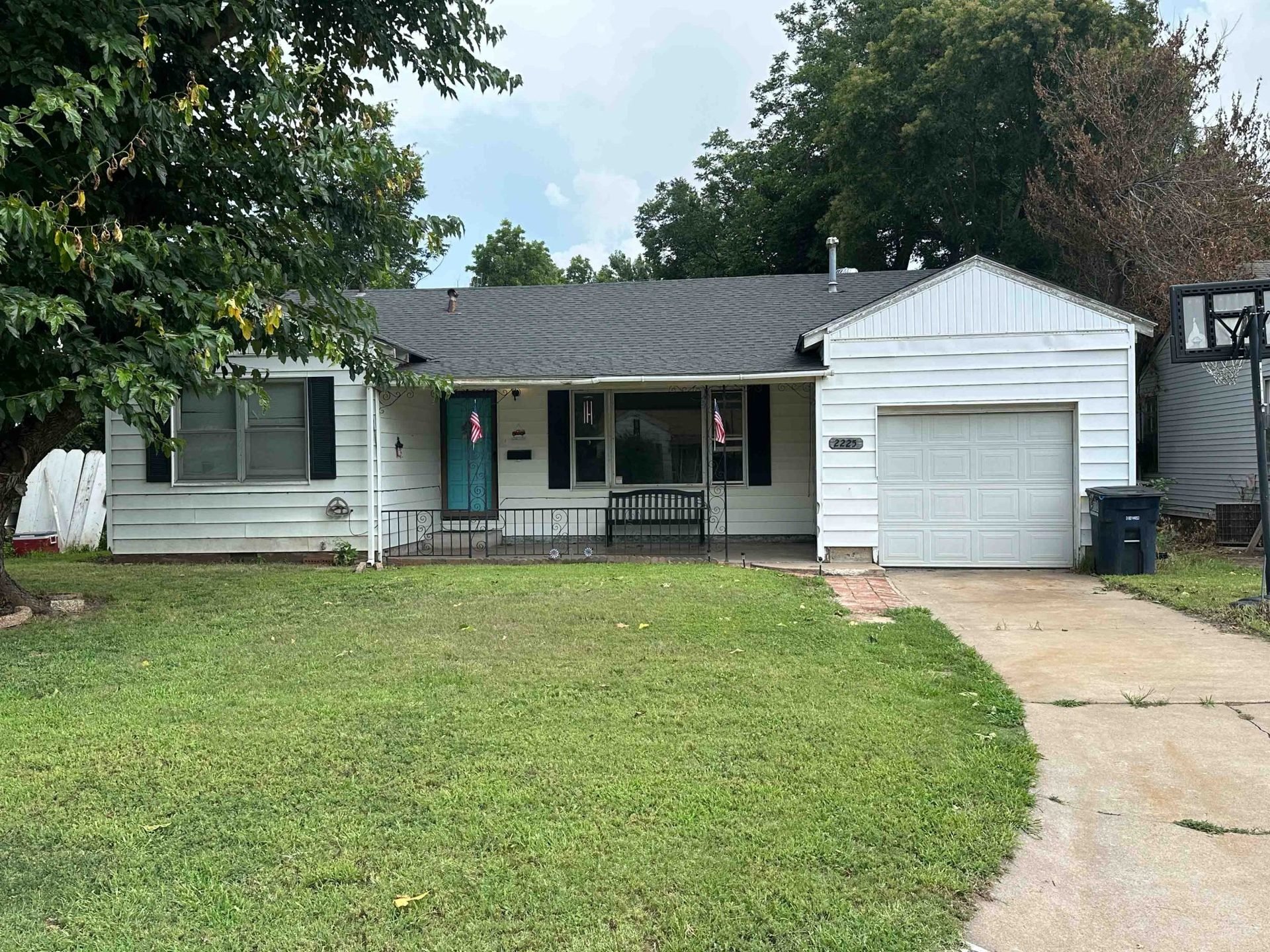 2225 W Maple Ave (Lot 2)