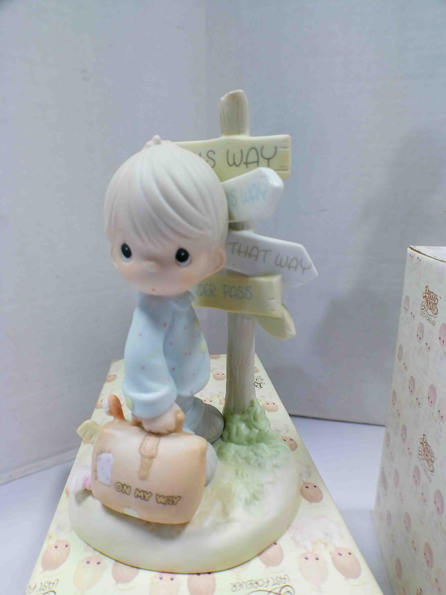 1/6 Precious Moments - Fiesta Ware - Cast Iron - Depression - Carnival - Christmas - Uranium - Pioneer Woman