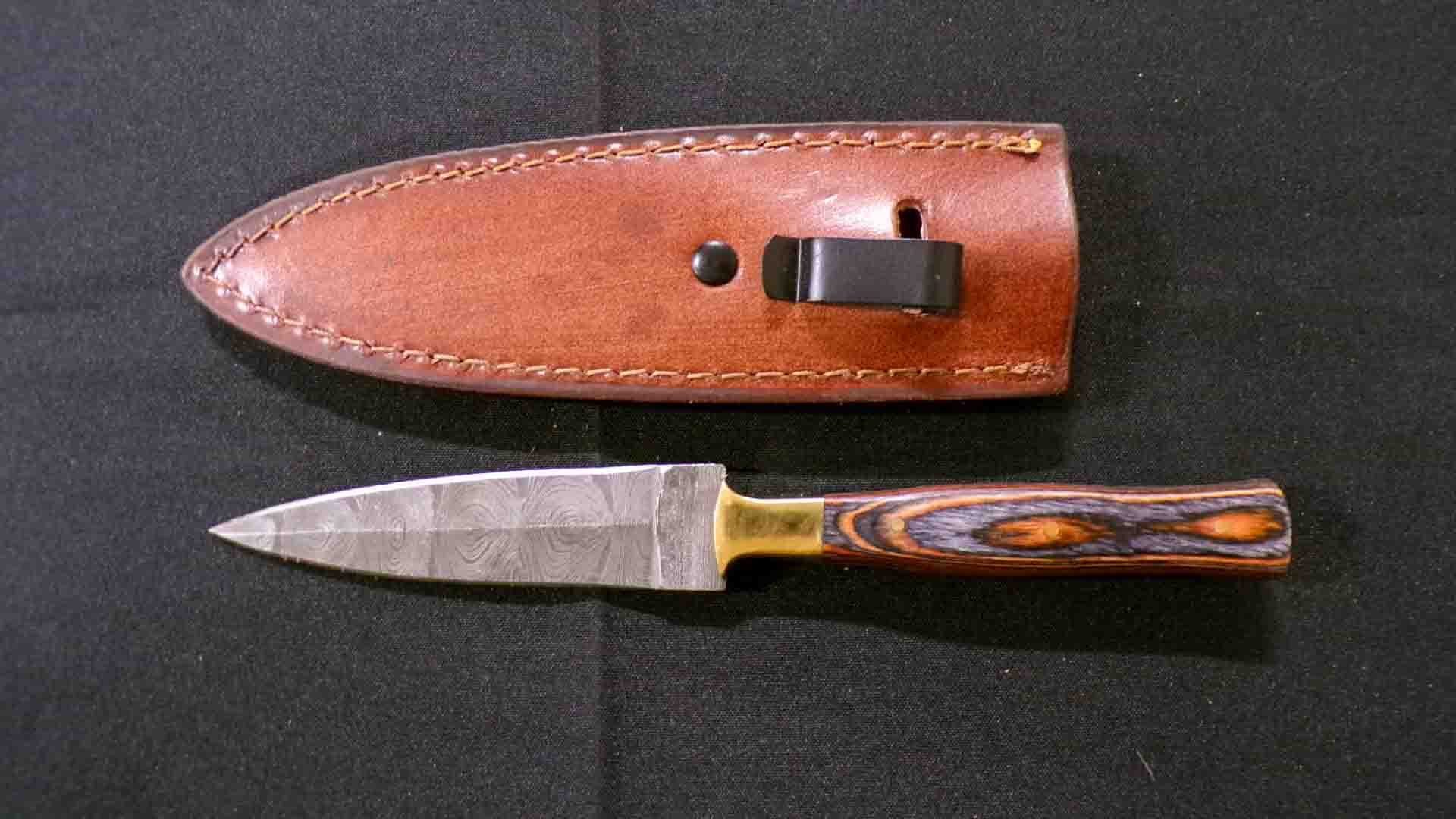 4/27 Damascus Steel – Pocket Knives – Cleavers – Serrated Blades- Daggers – Ulu – Key Chain Knives – Fixed Blades – Leather Sheaths