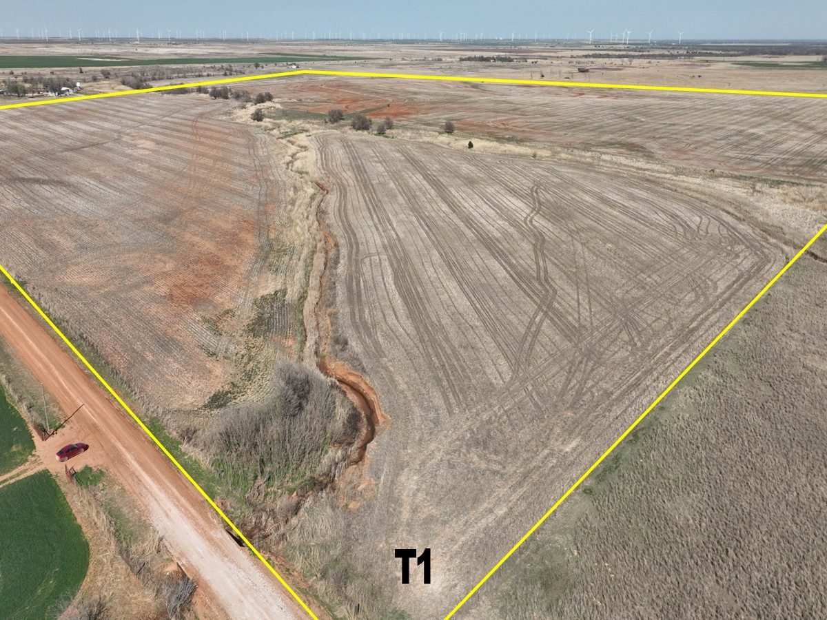5/7 200± ACRES * SURFACE w/ MINERALS * GARFIELD COUNTY, OKLAHOMA * ENID -KREMLIN AREA – Offered in 2 Tracts CROP & PASTURE LAND