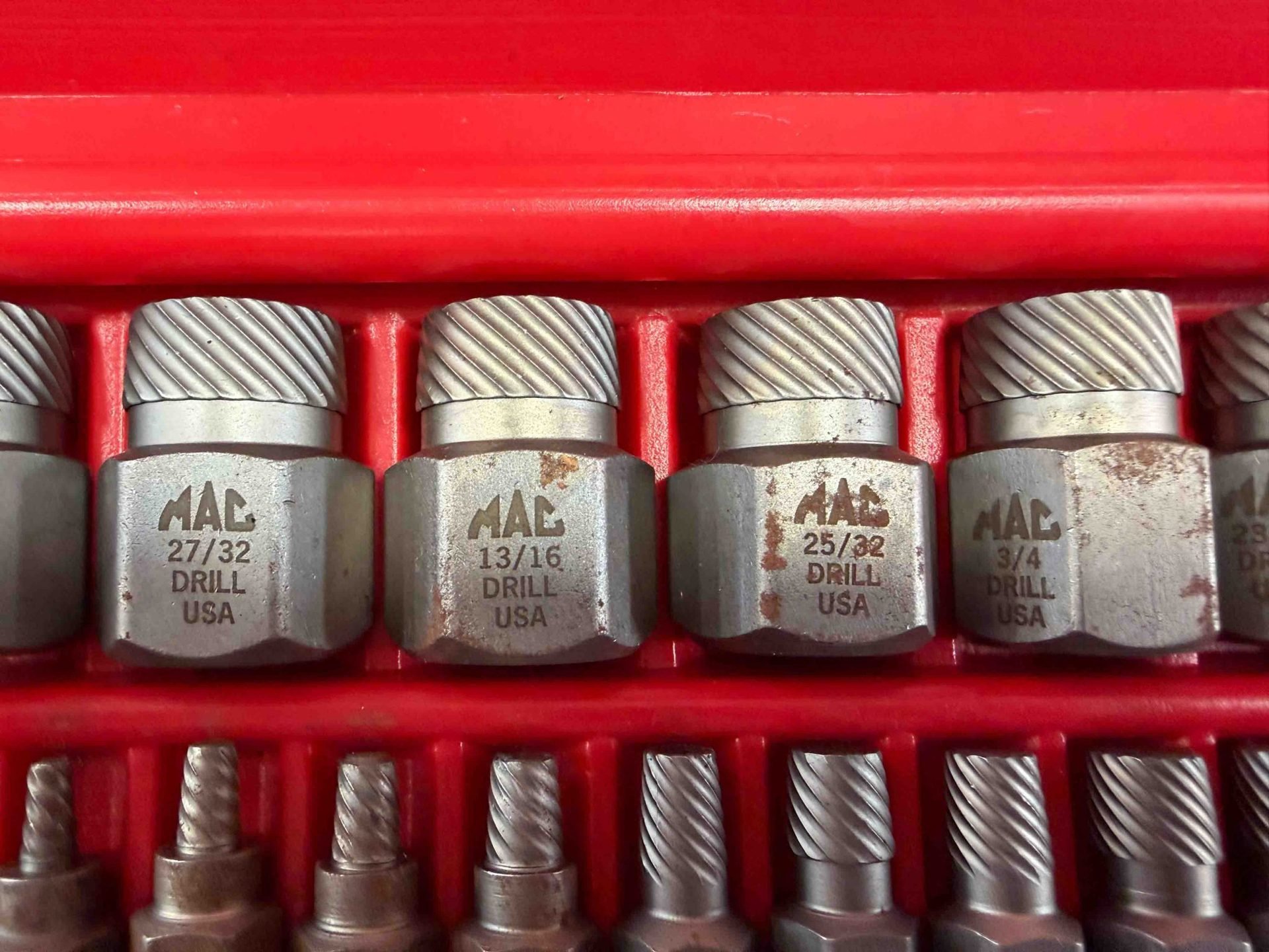 5/10 Snap-On Tool Chests – Snap-On Tools – Mac & Blue Point Tools – John Deere Zero Turn Mower – Power & Air Tools – RV Items – Hose Fittings – Tire Machine – Wheel Balancer – Filters