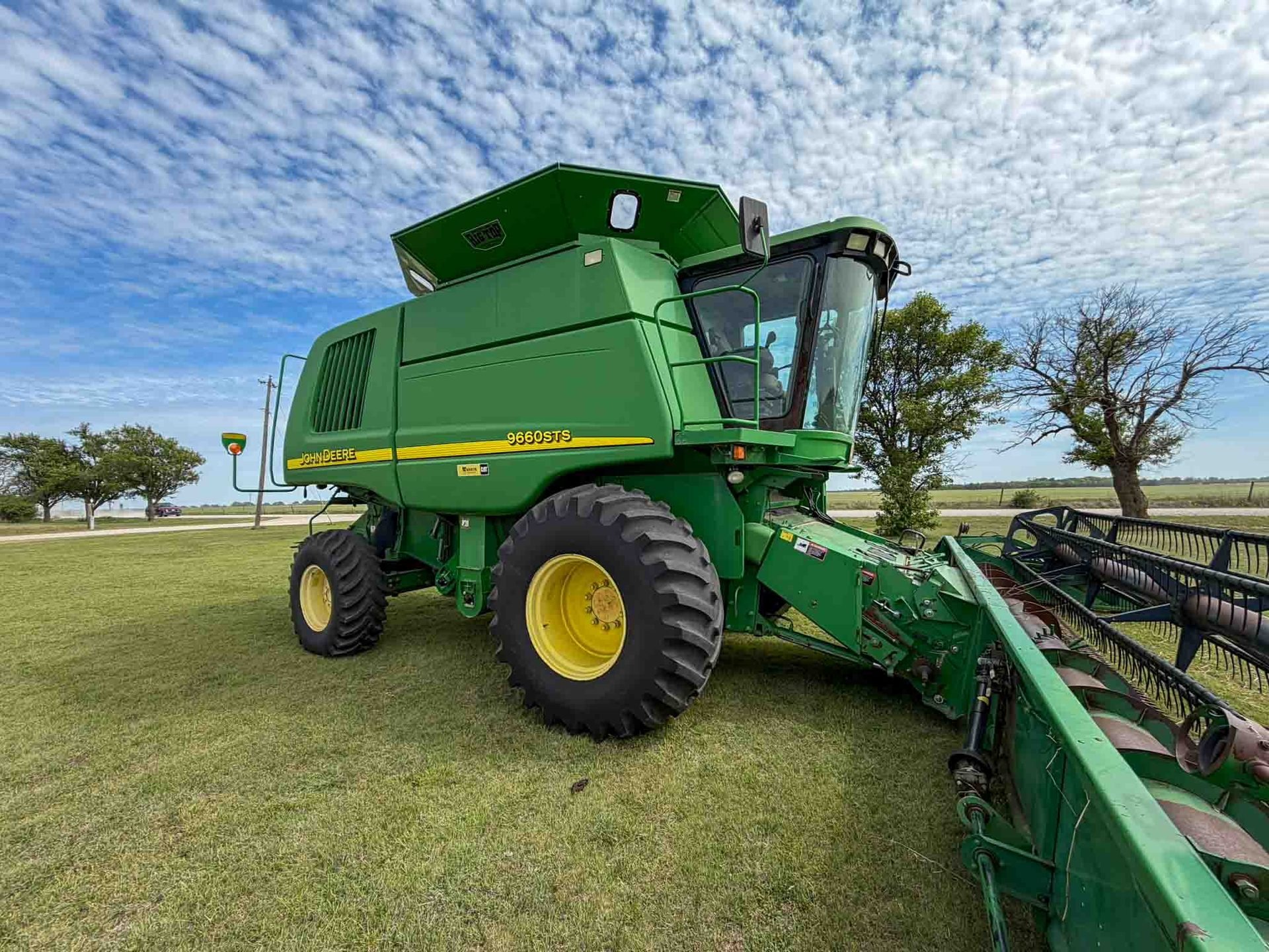 5/27 Tractors – Combine – Grain Truck – Tillage – Hay Equip – Header – Drill – Planter