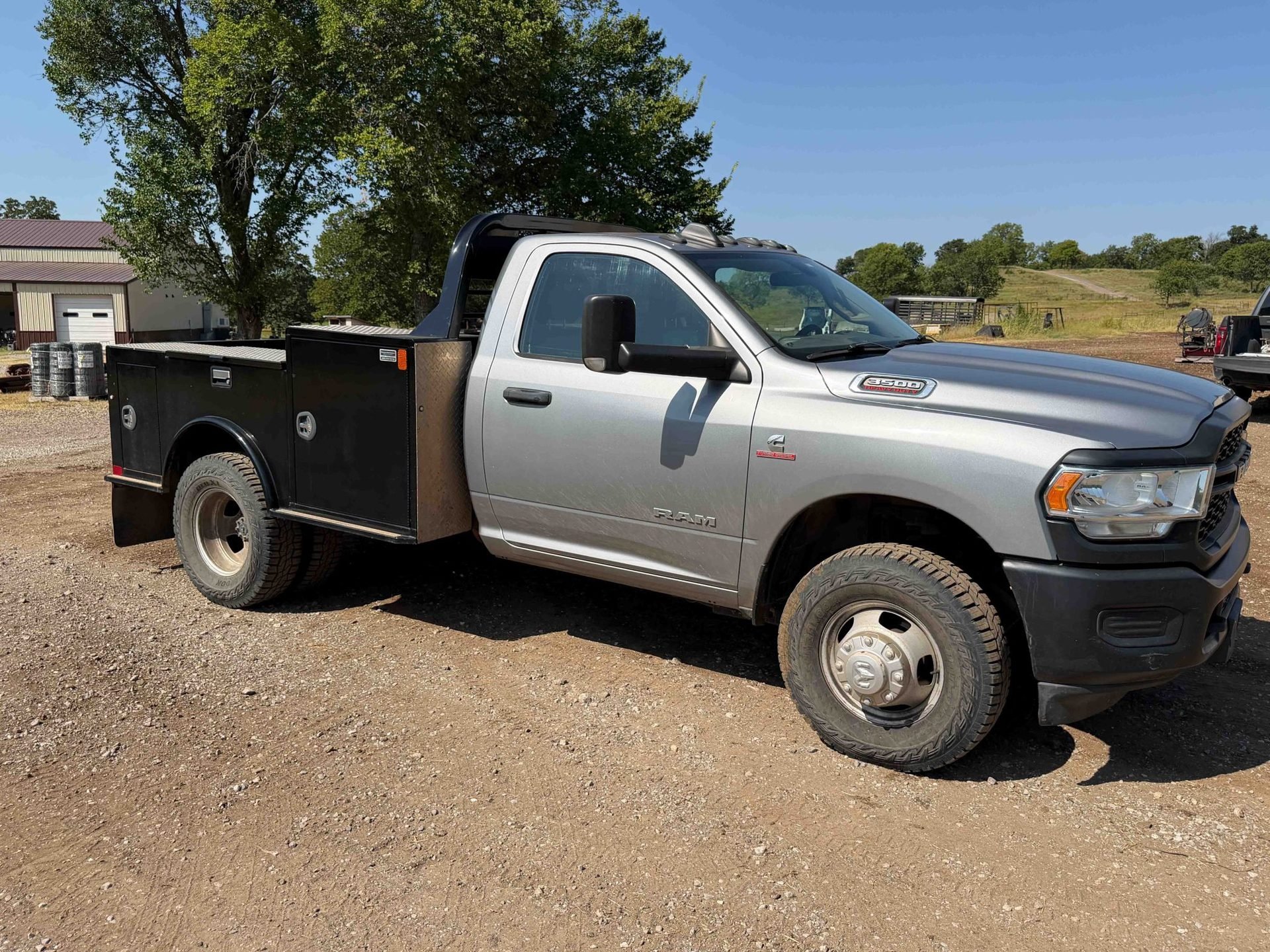 9/16 Skid Steer - Skid Steer Attachments - Pick ups - Trailers - Forklift - Tractor - Pipe - Renegade Post Pounder