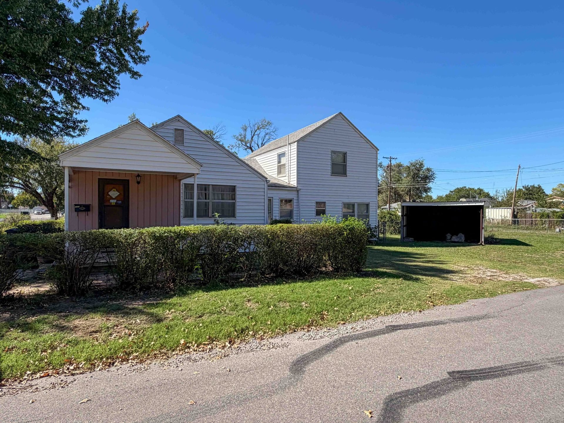 11/16 2322 E MAPLE AVE ENID, OK 73701