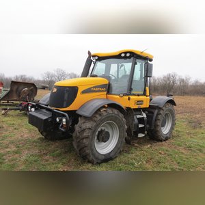 JCB 3220 Fastrac Smooth Shift, 540/65 R 30 tires, 3 pt, 1000 pto, 1977 hrs, front wts, 4 hyd remotes, air, buddy seat