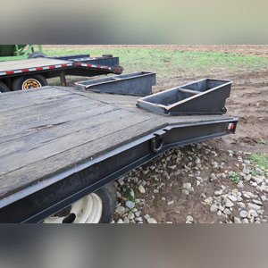 8â?? x 24â?? tandem dual axle flat trailer w/ 5â?? dove tail, penal hitch, ramps