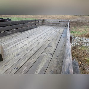 8â?? x 21â?? gooseneck trailer, tandem axle, flat bed w/ 21â? wood side boards