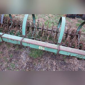 14â?? John Deere 414 rotary hoe, 3 pt