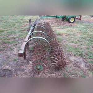 14â?? John Deere 414 rotary hoe, 3 pt