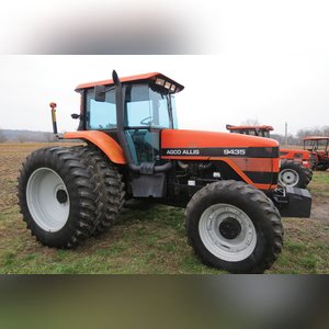Agco Allis 9435 tractor, MFWD, 18.4-42 tires & duals, 14.9 R 30 front, front wts, 3 pt, 3 hyd remotes, pto, 4435 hrs, SN 936021ML