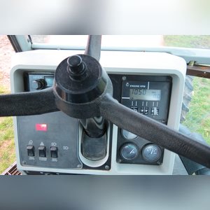 Agco Allis 9435 tractor, MFWD, 18.4-42 tires & duals, 14.9 R 30 front, front wts, 3 pt, 3 hyd remotes, pto, 4435 hrs, SN 936021ML