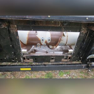 2002 Gleaner 25â?? 800 grain head, fore & aft reel, SN 25F-HL 84282