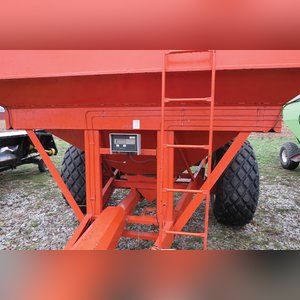 Killbros 475 grain cart, w/scales, 23.1-26 Tires