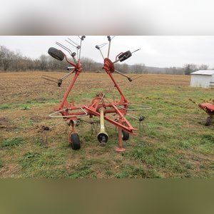 Agco Hesston 3717 4-spool hay tedder, 540 pto, manual fold