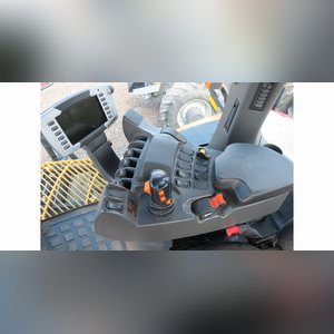 2012 CAT MT855 Challenger tractor, CAT C-15, 475 HP, PTO, Power Shift, 30â? belts, 4 remotes, 7-pin connector, front weights, cab & hood lights, deluxe cab w/ instructor seat, auto guide, 346 hrs., SN 412 (4000 hr. extended powertrain warranty expires 12/29/18, comprehensive warranty expires 12/29/16)