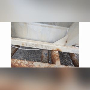 Newton Crouch 8-ton SS fertilizer/lime spreader, tandem axle, double spinner, hydraulic drive