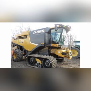 2014 Claas Lexion 740TT Combine, 4WD, CAT C-13 engine, Terra Trac system, 750/65R26 Michelin rears, camera system, AG Leader ready w/ AG Leader screen, corn & soybean threshing system, straw chopper, auto contour, variable-speed feeder house drive, variable-speed rotor drive, HD 330 BU grain tank, HD 28.2â?? unloader auger, 304 gal. fuel tank, high-end light pkg., deluxe cab w/ instructor seat, 460 sep. hrs., 980 engine hrs., SN C6800185 (powertrain warranty expires 7/12/16)