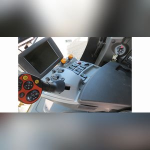 2014 Claas Lexion 740TT Combine, 4WD, CAT C-13 engine, Terra Trac system, 750/65R26 Michelin rears, camera system, AG Leader ready w/ AG Leader screen, corn & soybean threshing system, straw chopper, auto contour, variable-speed feeder house drive, variable-speed rotor drive, HD 330 BU grain tank, HD 28.2â?? unloader auger, 304 gal. fuel tank, high-end light pkg., deluxe cab w/ instructor seat, 460 sep. hrs., 980 engine hrs., SN C6800185 (powertrain warranty expires 7/12/16)