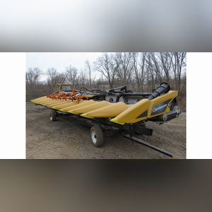 Geringhoff 12x30â? cornhead, row sense, hydraulic fold w/ corn reel