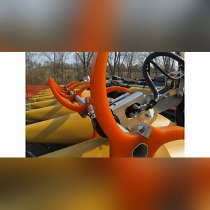 Geringhoff 12x30â? cornhead, row sense, hydraulic fold w/ corn reel