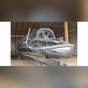 2013 40â?? Mac Don FD-75-S Flex Draper head, fore aft reel