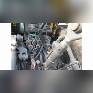 2011 CAT MT645 Challenger tractor, MFWD, 240 HP, 3-pt., PTO, CVT transmission, power beyond, 4 remotes, front weights, 420/90R30 fronts, 480/80R46 rear duals, Opti Ride front axle & cab suspension, deluxe light pkg., deluxe cab w/ instructor seat, 1730 hrs., SN V306041