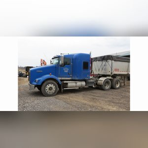 2003 Kenworth semi, 10-speed, Aerocab sleeper, wet kit, 533,629 mi., SN 1ZKDDB9X63J396181