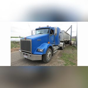 2003 Kenworth semi, 10-speed, Aerocab sleeper, wet kit, 533,629 mi., SN 1ZKDDB9X63J396181