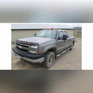 2007 Chevy Silverado 2500 HD-LT pick-up, crew cab, 4x4, Allison/Duramax, 154,650 mi., SN 1GCHK23D37F172411