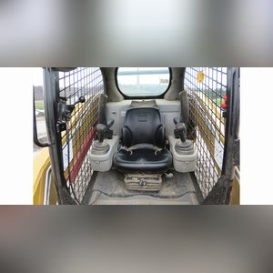 2013 CAT 262-C2 skidloader, 2-speed, 74.3 HP, Cat C-3.4 diesel, ROPS, quick coupler, 12x16.5 tires, w/ 6.5â?? material bucket, 326 hrs., SN 0262CATMW01660 (Forks sell separate)