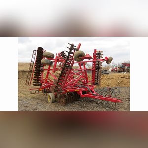 32â?? Sunflower 6630 vertical tillage disc, Saber Blade, cushion gang, hydraulic fold, 8â? spacing, rolling basket, SN BZVRT33429