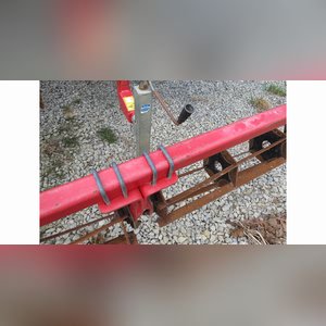 32â?? Sunflower 6630 vertical tillage disc, Saber Blade, cushion gang, hydraulic fold, 8â? spacing, rolling basket, SN BZVRT33429