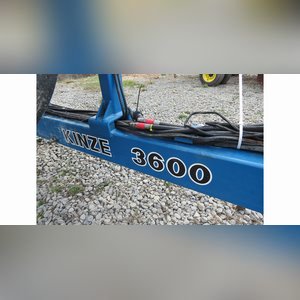 Kinze 3600, no-till, 12R30â?, 2x2, liquid, row cleaners, Keeton seed firmers, monitor, markers, SN 614152