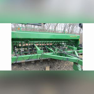 JD 750 no-till drill, 2-pt hitch, markers, SN 020467