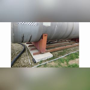 12,000 gal. aluminum tank on steel cradle