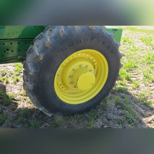 JD 2013 6170R Tractor: hub duals, 1,692 hours, full set wts, 18.4 x 46 tires & brand new duals, quick hitch, premium cab, SN# 1RW6170RHDA009293