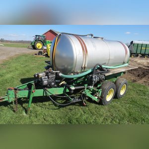 Clark Transport Tank: 1000 gallon SS w/ motor, tandem axel