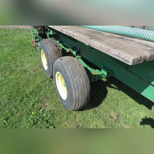 Clark Transport Tank: 1000 gallon SS w/ motor, tandem axel