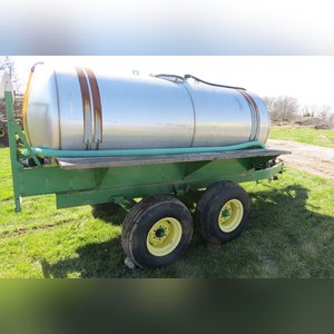 Clark Transport Tank: 1000 gallon SS w/ motor, tandem axel