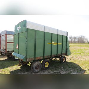 Badger Silage Wagon w/ tandem axle gear