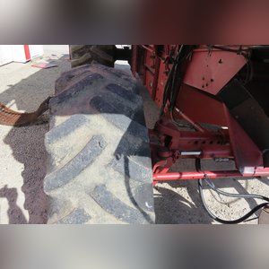 Case IH 1993 Combine 1688: Axial Flow Combine, 4,600 hours, complete rebuild, 30.5 x 32 tires, SN# JJ00119490
