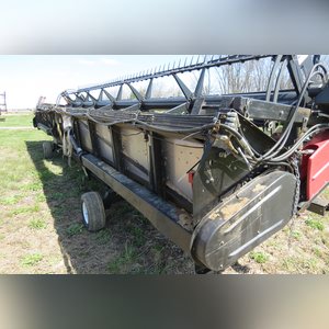 30â?? Harvestmore Grain Head: 30â?? 2007 For 88 series IHC, model 730, orbital drive, new all SS with 3â? knife