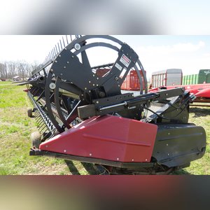 30â?? Harvestmore Grain Head: 30â?? 2007 For 88 series IHC, model 730, orbital drive, new all SS with 3â? knife