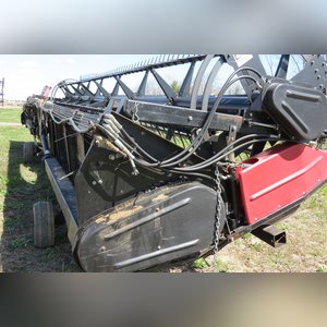 30â?? Harvestmore Grain Head: 30â?? 2007 For 88 series IHC, model 730, orbital drive, new all SS with 3â? knife